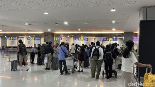 bandara_ngurah_rai_kembali_beroperasi_usai_nyepi