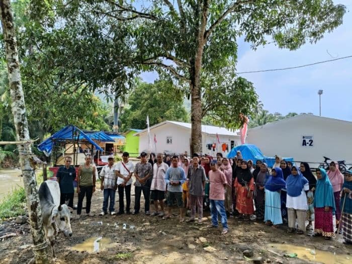 bobby_nasution_beri_10_sapi_untuk_korban_bencana_di_tapsel_dan_tapteng