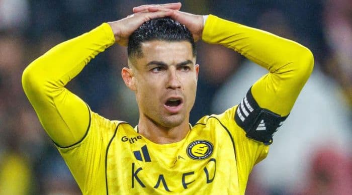 cristiano_ronaldo_disarankan_akhiri_karirnya