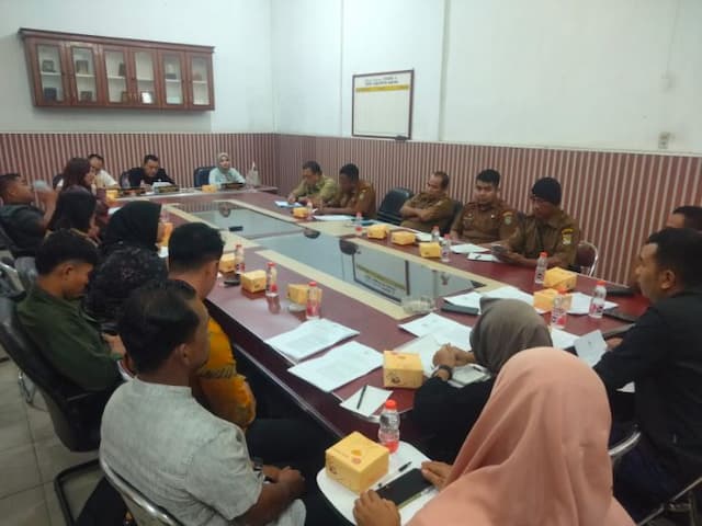 komisi_a_dprd_tawarkan_solusi_untuk_1556_guru_pppk_paruh_waktu_di_asahan_yang_belum_gajian