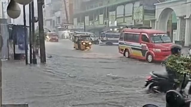 kota_pematangsiantar_dikepung_banjir_usai_hujan_deras_sejumlah_ruas_jalan_utama_lumpuh_total