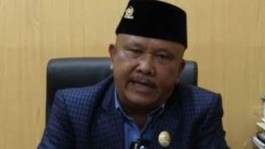 oknum_kepala_sd_somasi_ketua_dprd_dairi_gegara_persoalan_ini