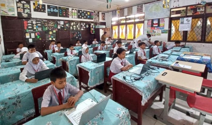 sejumlah_siswa_sd_akui_tegang_saat_tka_hari_pertama_waktunya_dianggap_terlalu_sedikit_