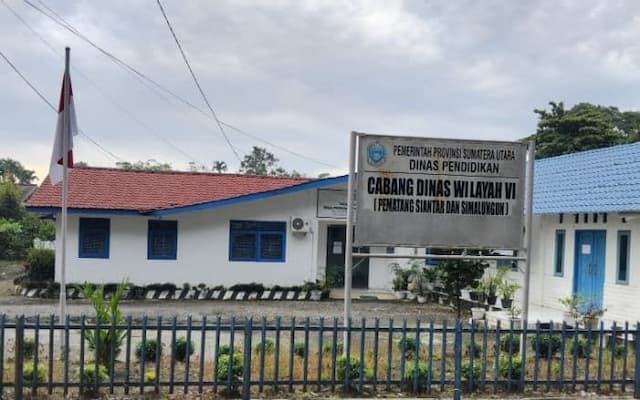soal_relokasi_sman_5_pematangsiantar_cabdis_wilayah_vi_sumut_tunggu_petunjuk_provinsi