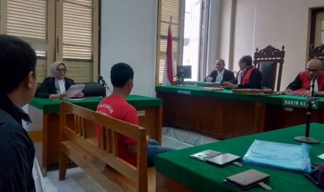 warga_toba_dituntut_delapan_bulan_bui_atas_kasus_penganiayaan_ph_kami_minta_bebas_
