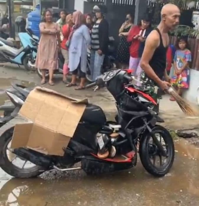 dua_orang_tewas_dalam_kecelakaan_tunggal_di_lubuk_pakam