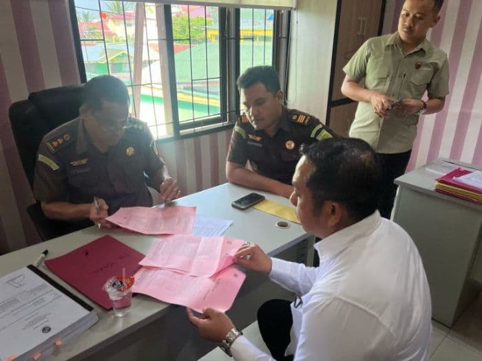 kadis_dan_bendahara_disbudporapar_deli_serdang_ditahan_kejari_ini_kasusnya