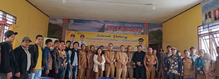 pembentukan_koperasi_merah_putih_di_dairi_tuntas_akhir_mei_2025