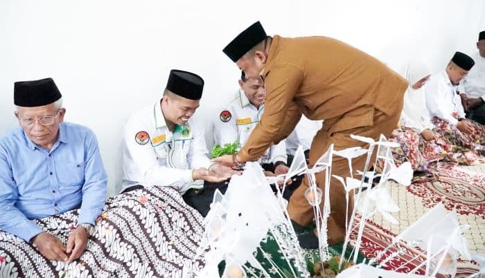 pesan_wakil_bupati_kepada_jemaah_calon_haji_keluarga_besar_mui_labuhanbatu_
