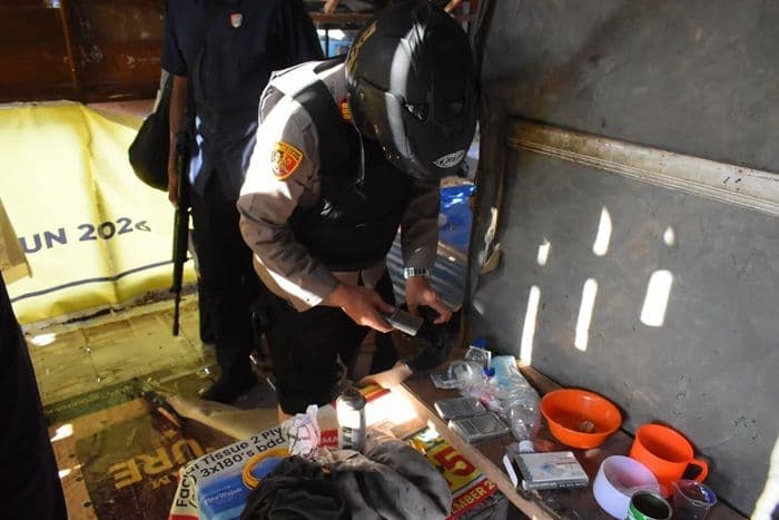 tim_gabungan_bubarkan_tawuran_di_belawan_polisi_temukan_barak_narkoba_dan_pengguna_sabu