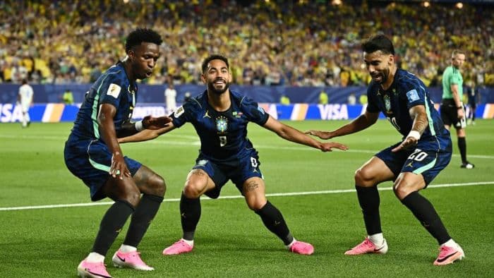 brasil_hajar_haiti_30_tim_samba_puncaki_klasemen_grup_c
