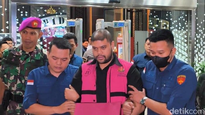 ketua_ifsr_jadi_tersangka_diduga_jual_titik_dapur_mbg_rp100_juta