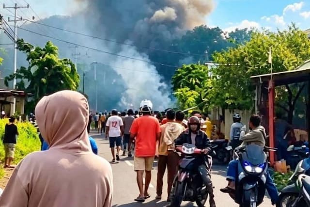 4_fakta_bentrokan_antardesa_di_adonara_ntt_3_tewas_dan_20_rumah_terbakar