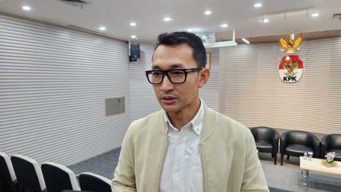 kpk_tangkap_19_orang_di_ott_lombok_barat
