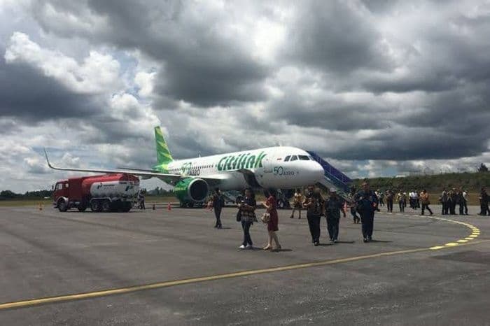 pengamat_minta_kejari_taput_usut_pad_bandara_silangit_tahun_20142025