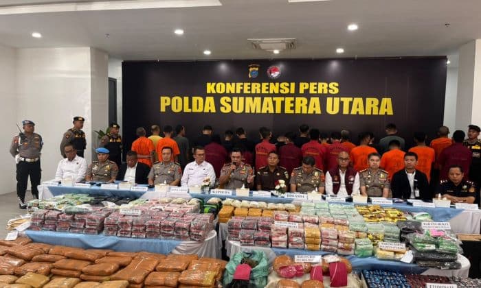 polda_sumut_sita_53_ton_narkotika_sepanjang_januarijuli_2026_ungkap_3865_kasus