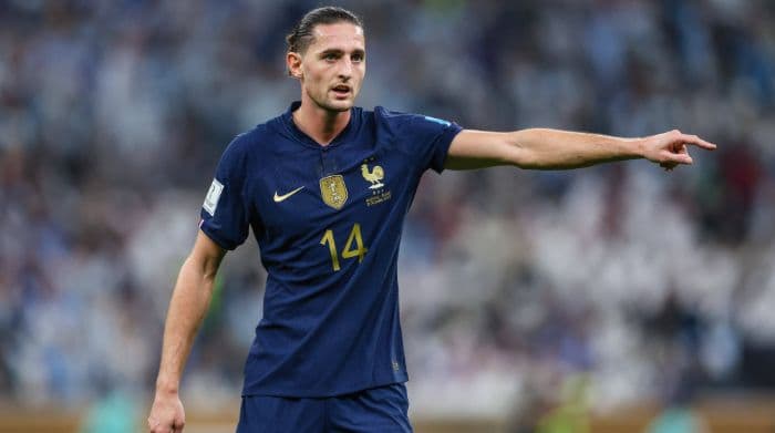 adrien_rabiot_tinggalkan_marseille_usai_adu_jotos_dengan_rowe