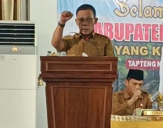 dprd_tapteng_ancam_gunakan_hak_interpelasi_bupati_masinton_siap_hadapi