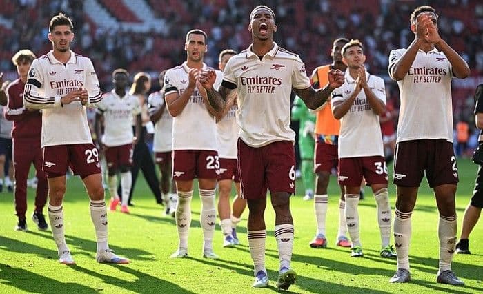 jamie_redknapp_yakin_arsenal_punya_kans_juara_liga_inggris_musim_ini