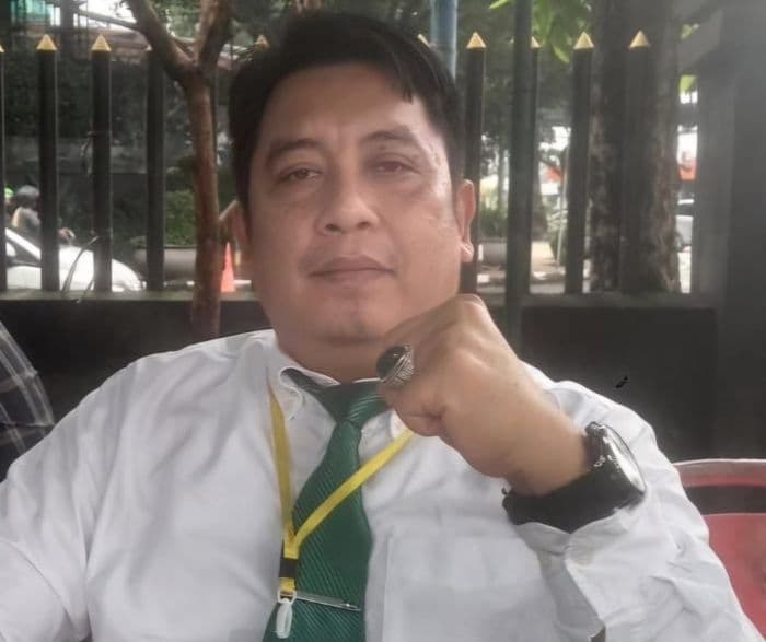 ketua_dprd_sumut_dinilai_anti_kritik_ini_tanggapan_kuasa_hukum_erni_sitorus