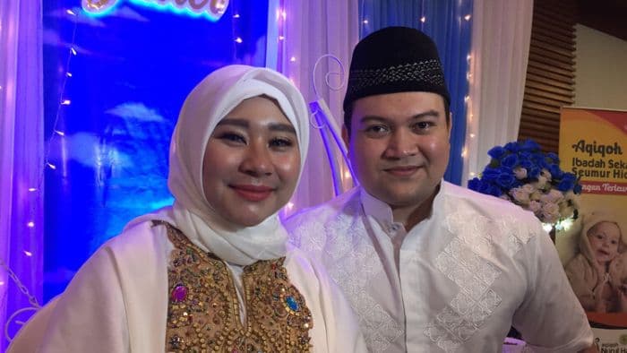 sidang_cerai_chikita_meidy_ditunda_dugaan_perselingkuhan_indra_aditya_mencuat