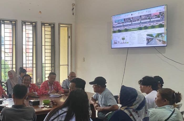 pedagang_di_seputaran_adam_malik_dan_lapangan_merdeka_siantar_direlokasi_ke_jalan_perintis_kemerdekaan