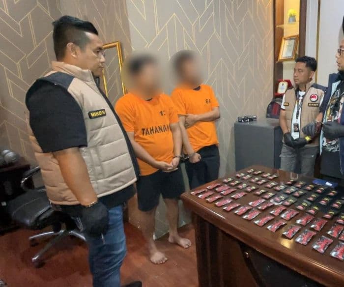 dj_ditangkap_di_komplek_mewah_medan_polisi_sita_100_pod_getar