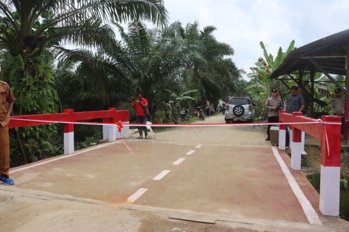 jembatan_di_gebang_langkat_rampung_hubungkan_tiga_dusun
