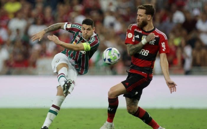fluminense_kalahkan_flamengo_21_gol_akosta_serna_menentukan_di_maracan