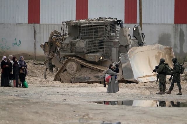 hrw_tuding_israel_usir_32000_warga_palestina_dari_kamp_di_tepi_barat