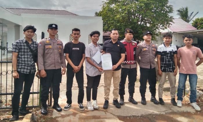 dugaan_korupsi_dana_bos_kejari_palas_diminta_periksa_kepsek_sdn_0209_bahal_batu