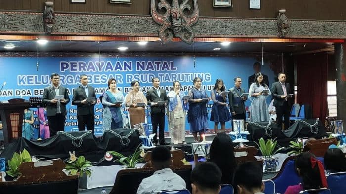 perayaan_natal_rsud_tarutung_doa_bersama_untuk_keselamatan_tapanuli_utara