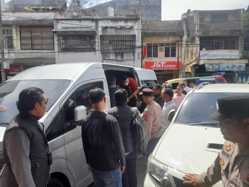 rekonstruksi_pembunuhan_mutia_pratiwi_digelar_secara_tertutup_30_adegan_diperagakan_pelaku