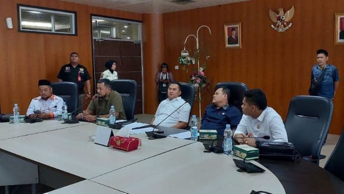 sk_penetapan_kepling_2_kelurahan_pusat_pasar_disepakati_untuk_dievaluasi