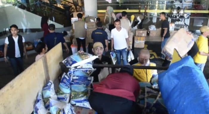 bantuan_relawan_dari_medan_terus_berdatangan_untuk_korban_banjir_aceh_tamiang