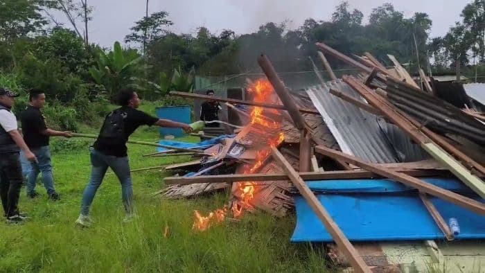 bumi_perkemahan_sibolangit_digerebek_aktivitas_judi_dan_narkoba_terungkap