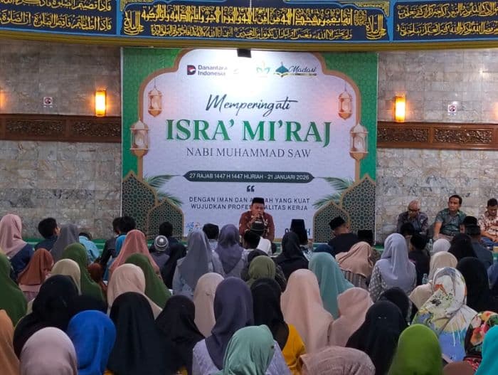 ptpn_i_regional_1_tanjung_morawa_peringati_isra_miraj_dan_santuni_50_anak_istimewa