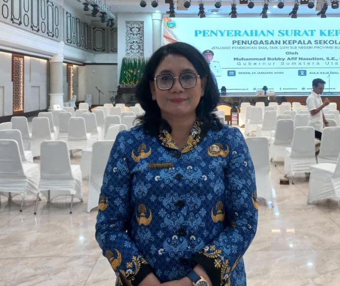 resmi_definitif_kepala_sman_9_medan_fokus_benahi_sekolah