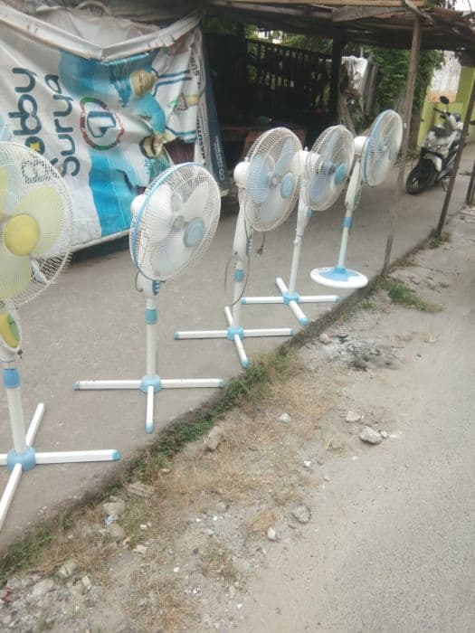 seorang_warga_medan_marelan_hidup_dari_jual_kipas_angin_bekas