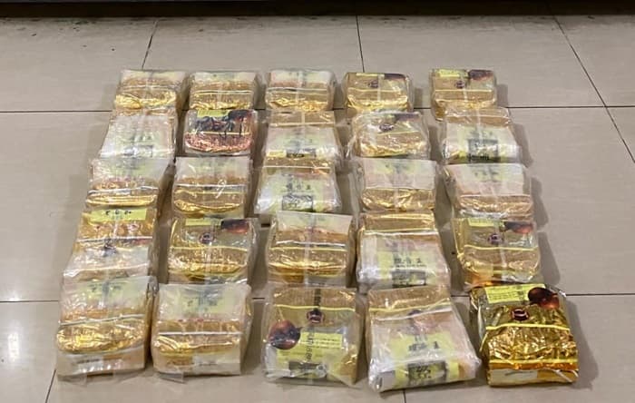pengendali_sabu_25_kilo_yang_dikemas_plastik_teh_china_di_batu_bara_diburu