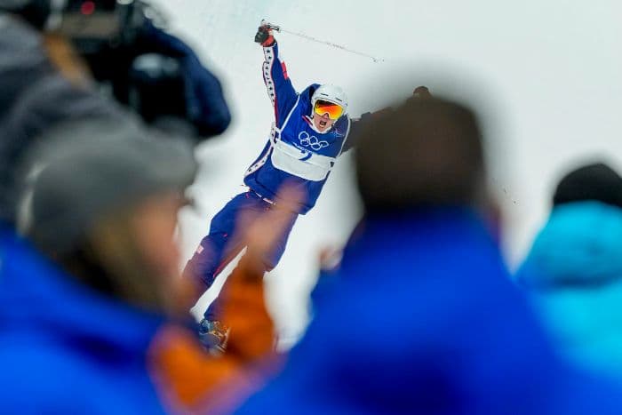 alex_ferreira_raih_emas_halfpipe_olimpiade_2026_final_dramatis_dan_penuh_aksi