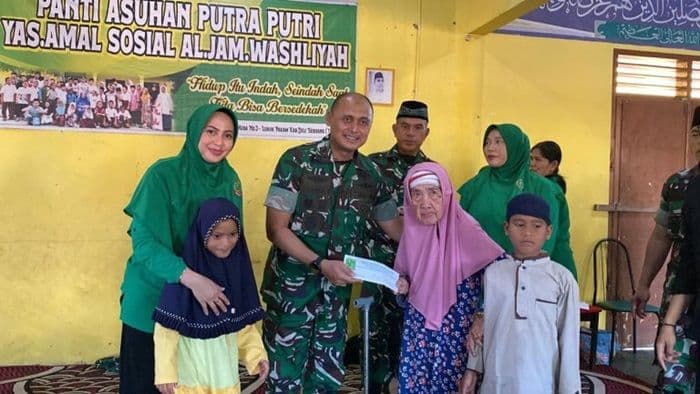 dandim_0204deli_serdang_santuni_anak_yatim_di_panti_asuhan_aljamiyatul_wasliyah