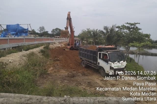 penimbunan_tanah_di_danau_siombak_medan_marelan_diduga_tanpa_izin