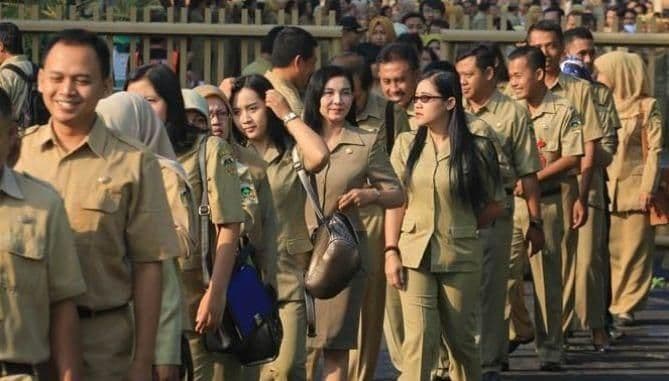 2500_perangkat_desa_di_asahan_menjerit_thr_dan_gaji_dua_bulan_tak_cair_