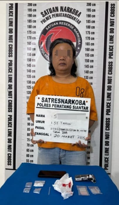 pengedar_sabu_di_parluasan_pria_usia_50_tahun_ditangkap_saat_pulang