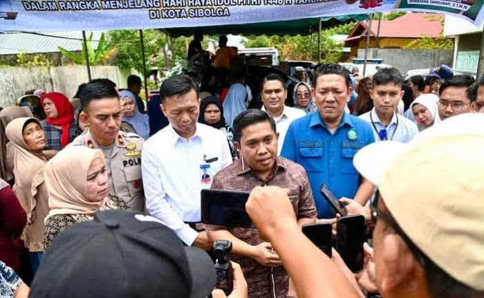 pemko_sibolga_gelar_pasar_murah_2250_kupon_dibagikan_ke_masyarakat