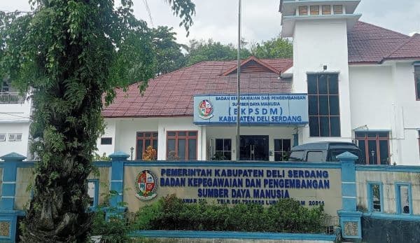 bkpsdm_deli_serdang_akan_berhentikan_278_tenaga_honorer_mulai_1_mei_