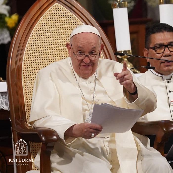 ephorus_hkbp_pdt_dr_victor_tinambunan_paus_fransiskus_menekankan_pentingnya_merawat_alam