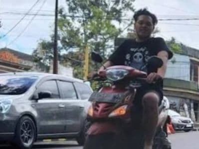 minim_kesadaran_keselamatan_pengendara_motor_tanpa_helm_marak_di_beringin_dan_pantai_labu