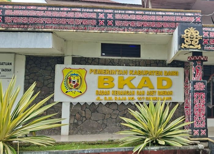 thr_dan_tpg_guru_dairi_2025_belum_cair_dana_rp185_miliar_sudah_di_kas_daerah